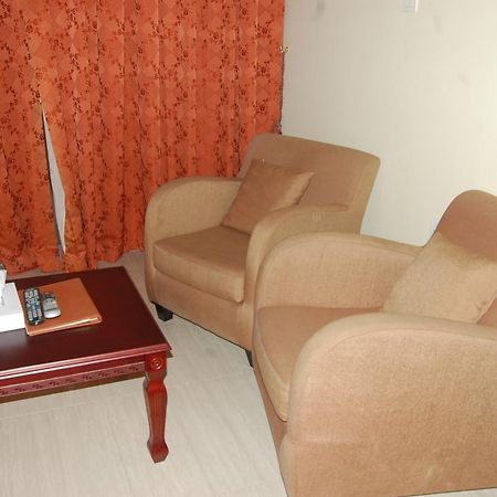 Al Amwaj Hotel シャルジャ エクステリア 写真