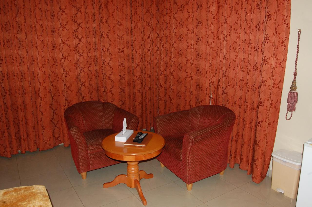 Al Amwaj Hotel シャルジャ エクステリア 写真