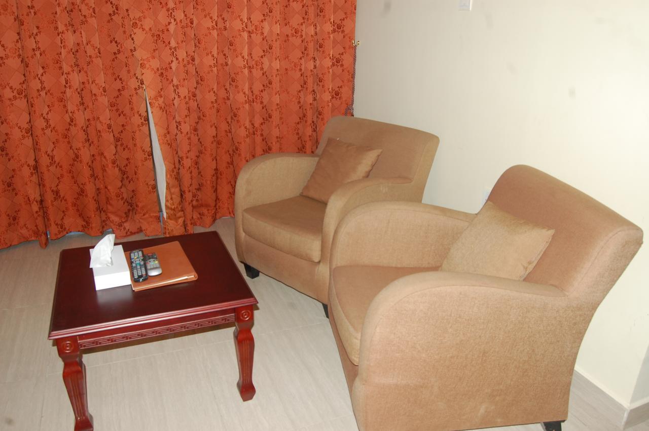 Al Amwaj Hotel シャルジャ エクステリア 写真
