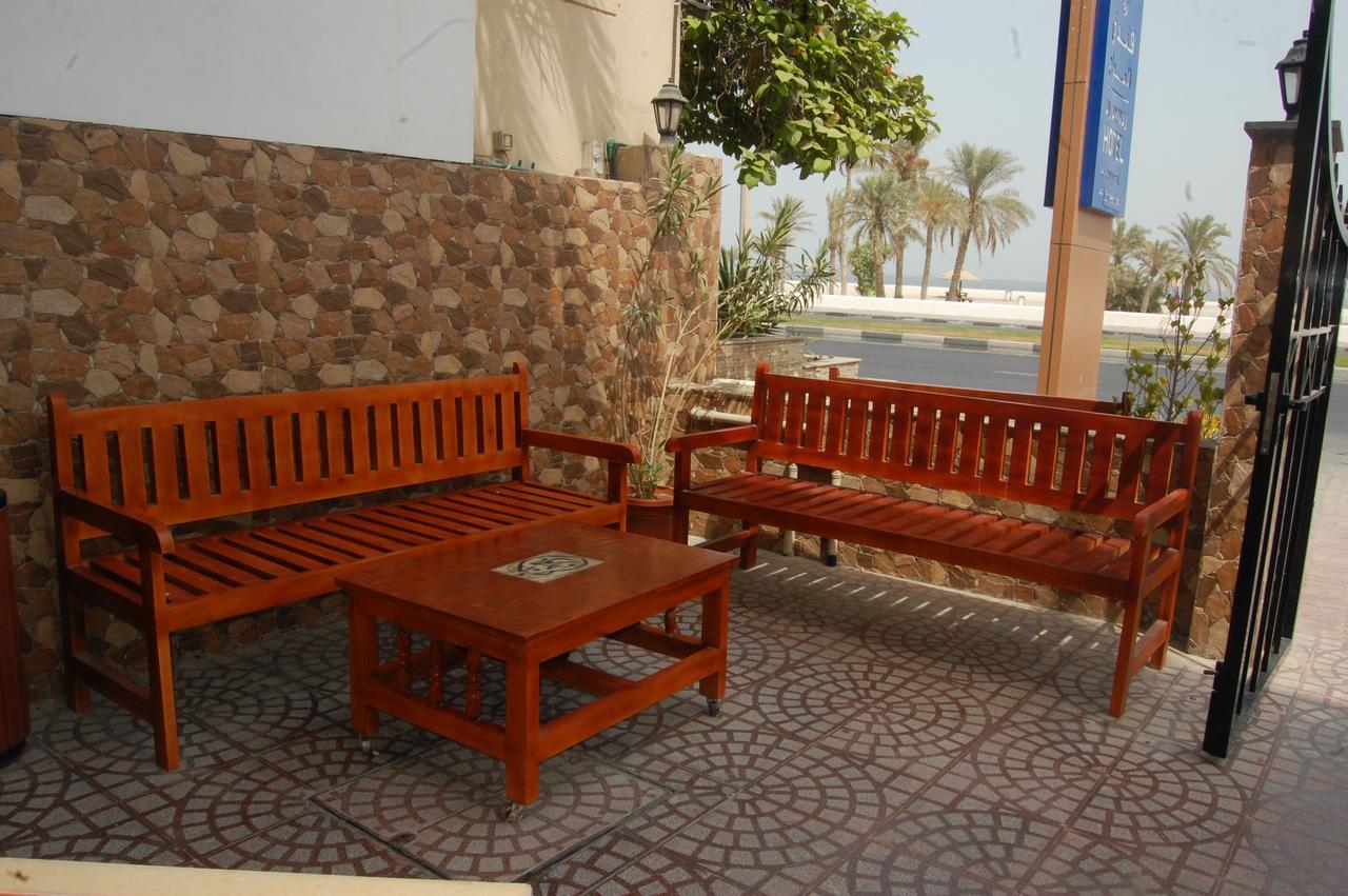 Al Amwaj Hotel シャルジャ エクステリア 写真