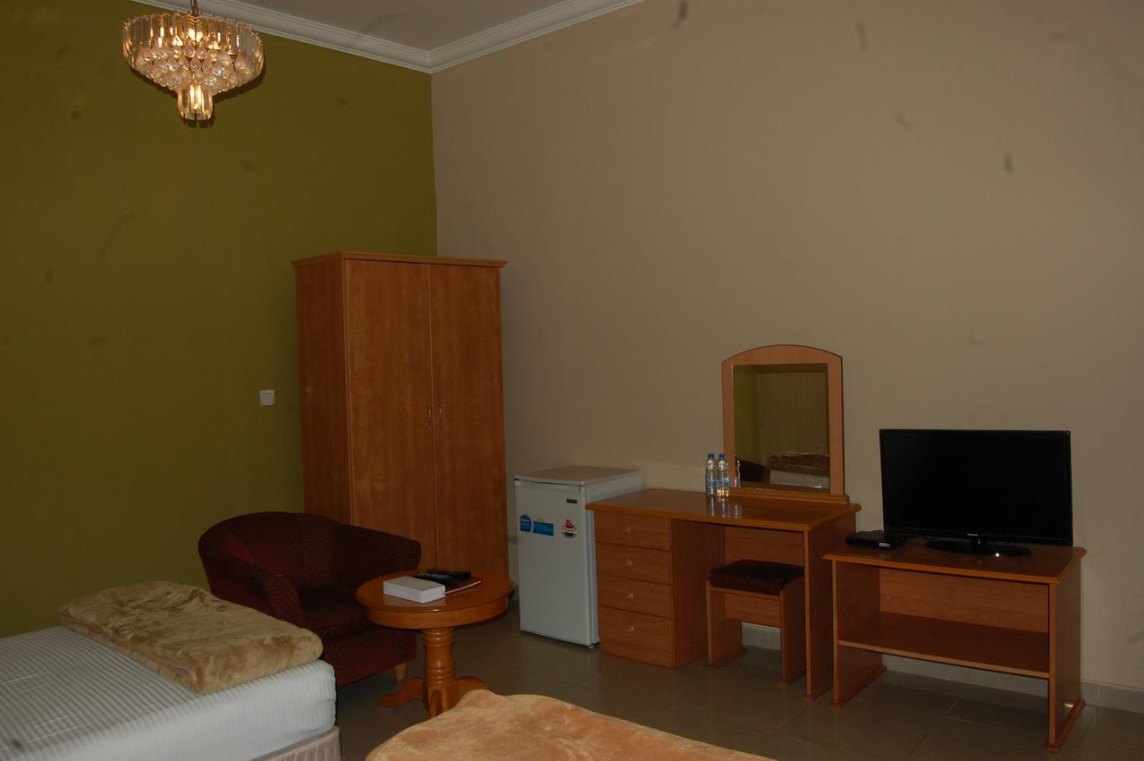 Al Amwaj Hotel シャルジャ エクステリア 写真